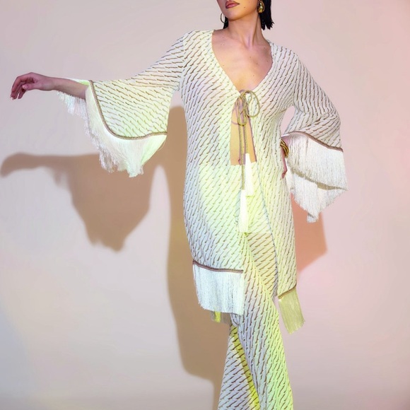 PHO FIRENZE Florence Lace Kimono Fringes Elegant White and Gold Swim Coverup - Picture 1 of 9